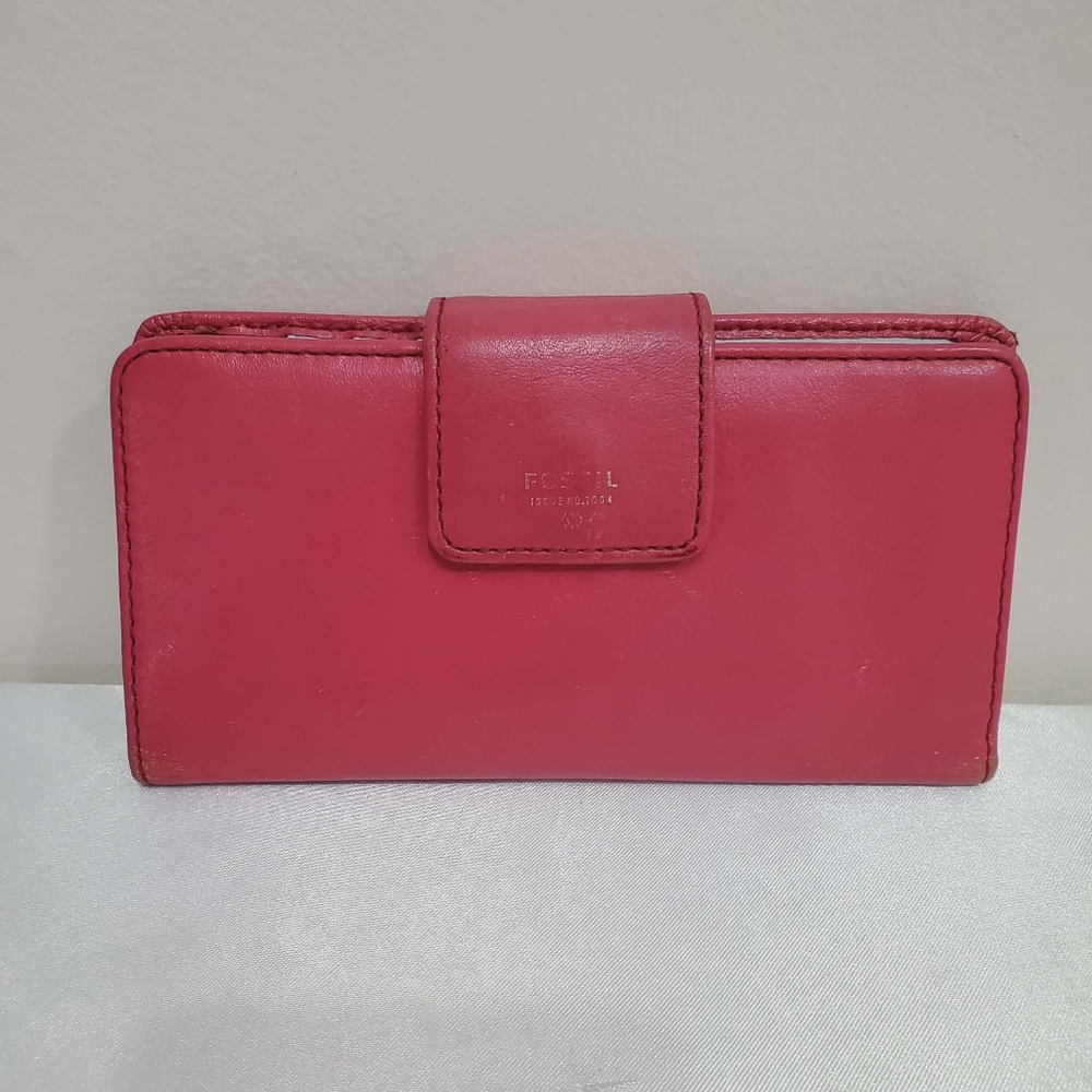 Fossil Pink Leather Clasp Wallet